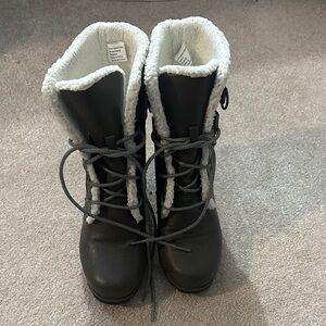 Women's Brown Winter Boots